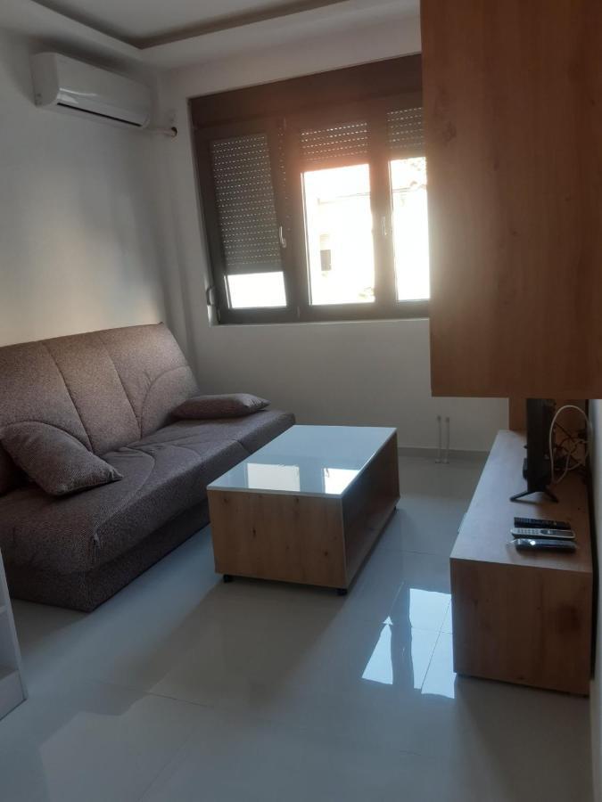 Stojanovic Apartments Nis Exterior photo